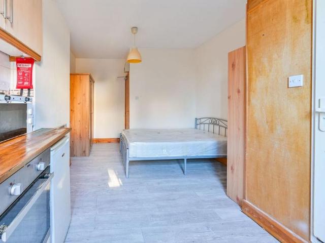 Studio for rent in Stoke Newington, Greater London
