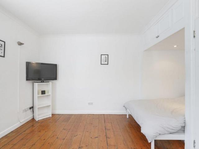 Studio for rent in St. John's Wood, Greater London