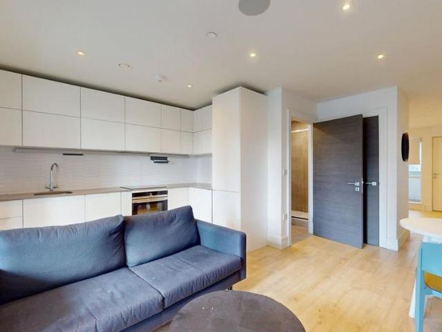 Studio for rent in Sudbury, Greater London