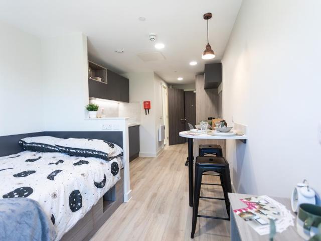 Flat for rent in Fratton, City Of Portsmouth