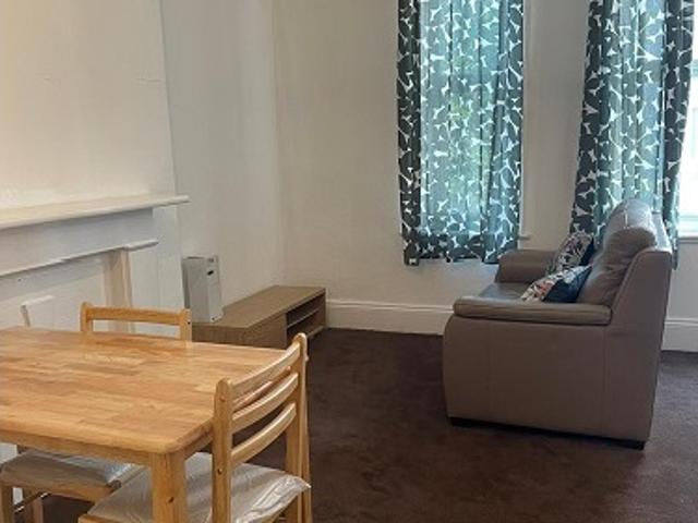 Studio for rent in London Borough of Ealing, Greater London