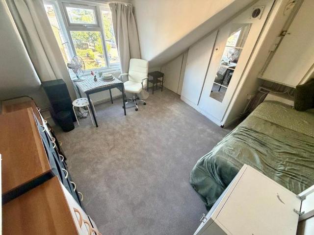 Studio for rent in Church End, Greater London