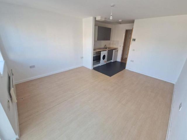 Studio for rent in The Ryde, Fretherne