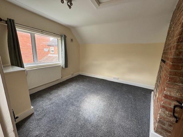 Studio for rent in Hollinswood, Telford