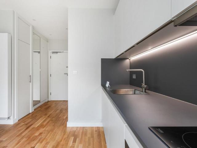 Flat for rent in Carshalton Beeches, Greater London