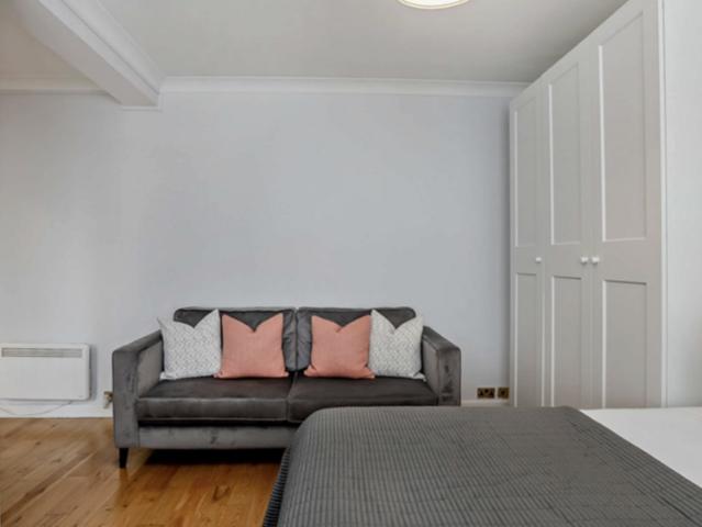Studio for rent in Mayfair, Greater London