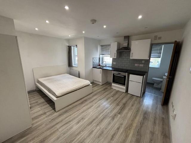 Studio for rent in St Mary's, City Of Southampton