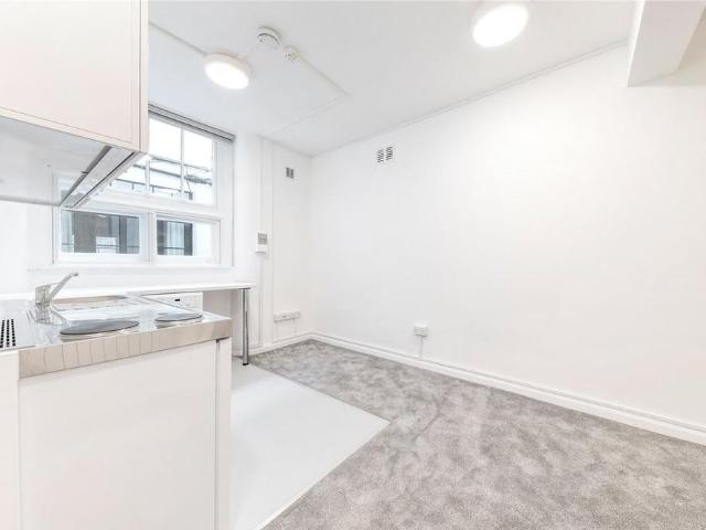 Studio for rent in Royal Borough of Kensington and Chelsea, Greater London