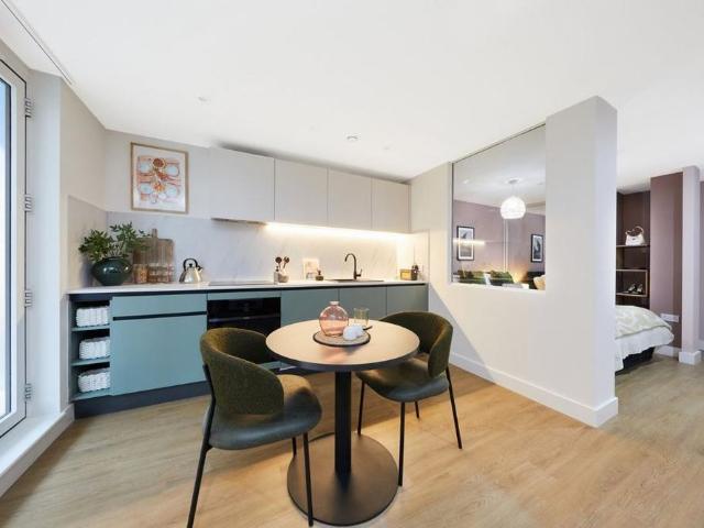 Studio for rent in Bristol, Isle Of Man