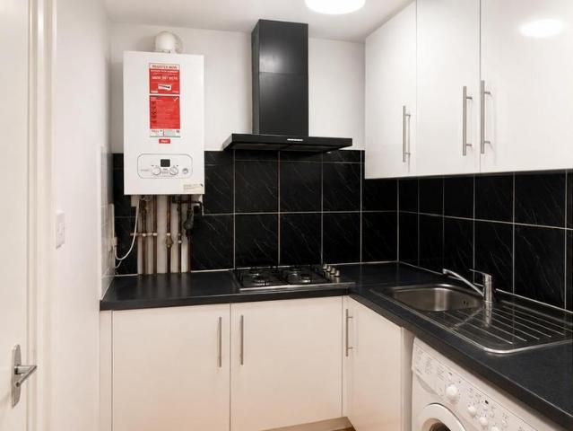 Studio for rent in London Borough of Ealing, Greenford