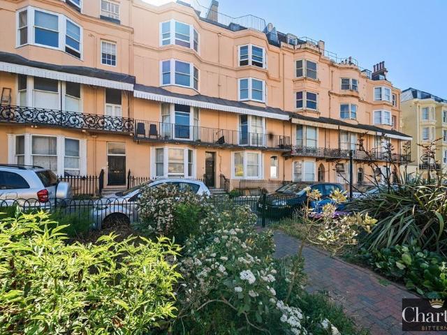 Flat for rent in Brunswick, Brighton & Hove