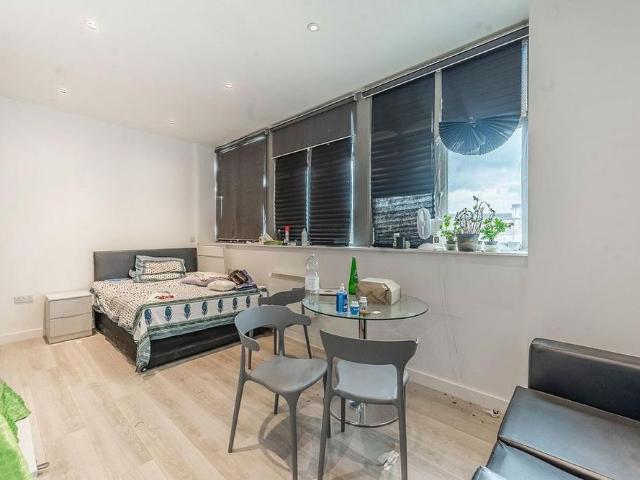 Studio for rent in Lane, Greater London