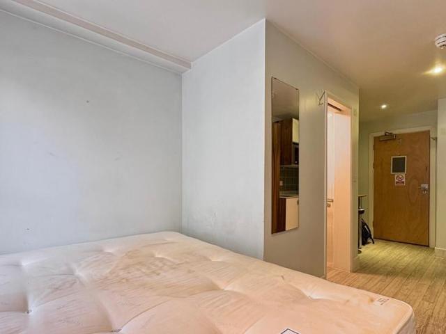 Flat for rent in Holloway, Greater London