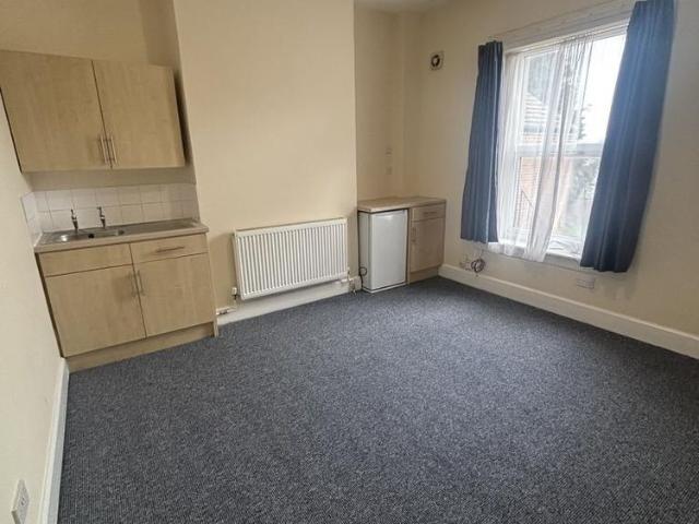 Studio for rent in Brompton, Gillingham