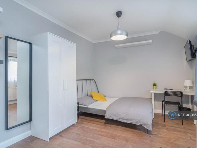 Flat for rent in Barnwell, Arbury