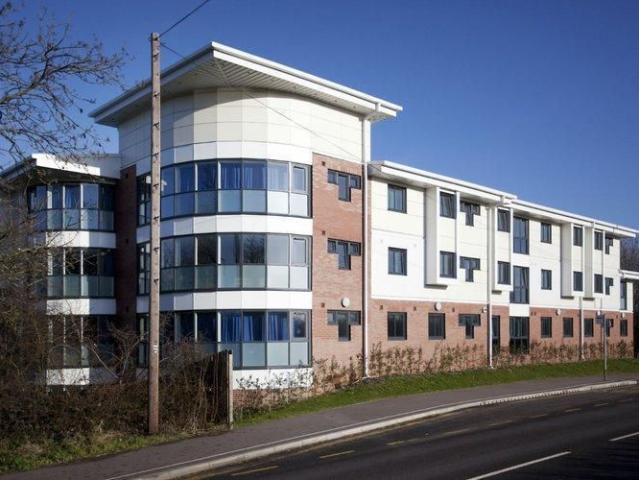 Studio for rent in Elmfield, Leicestershire