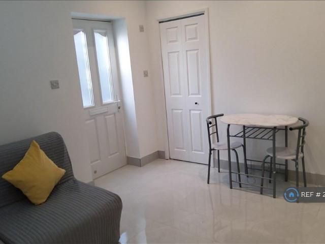 Flat for rent in Bradley Stoke, Patchway