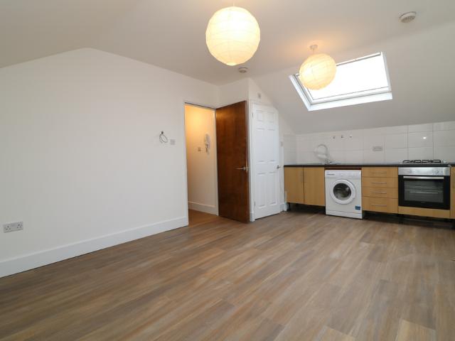 Studio for rent in West Kensington, Isle Of Man