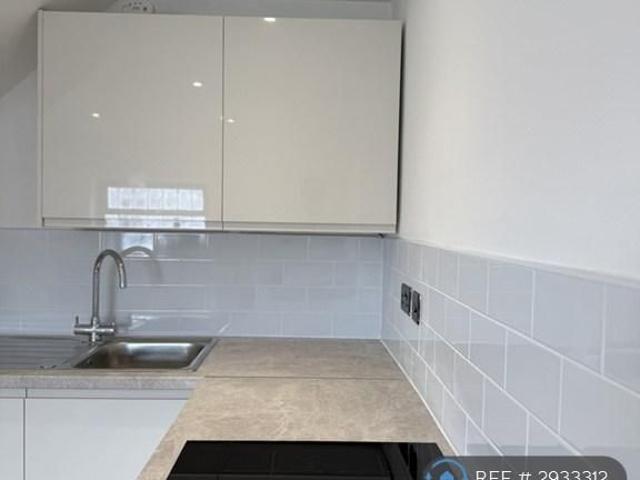 Studio for rent in The Bonners, Chadwell St Mary
