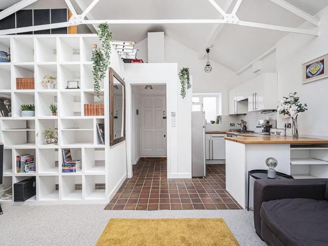 Studio for rent