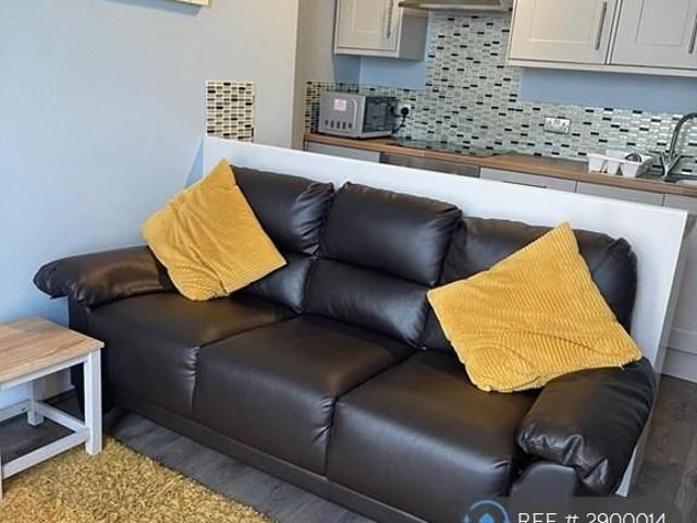 Studio for rent in Eastbourne, East Sussex