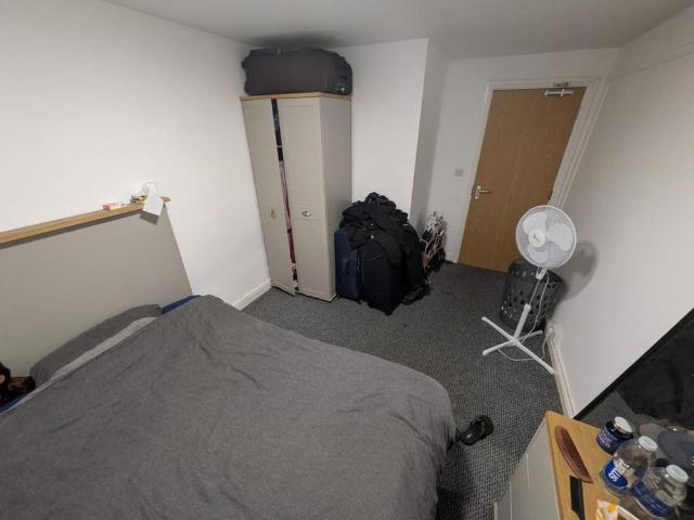 Studio for rent in Hawarden, Sandycroft