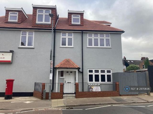 Studio for rent in St Albans, Five Acres