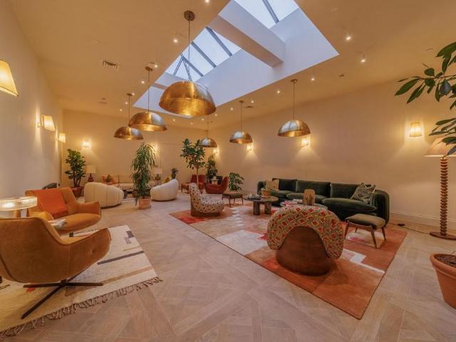 Studio for rent in City Centre, Isle Of Man