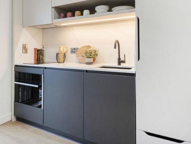 Studio for rent in Blythswood Hill, Scotland