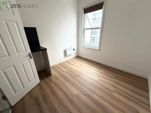 Studio for rent in North Kensington, Greater London