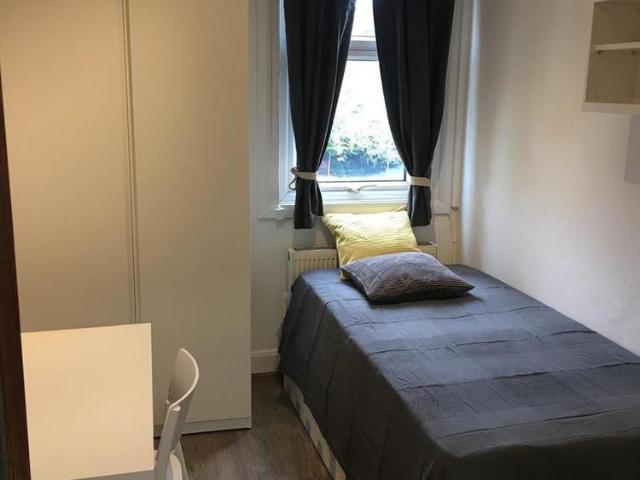 Studio for rent in West Kensington, Isle Of Man