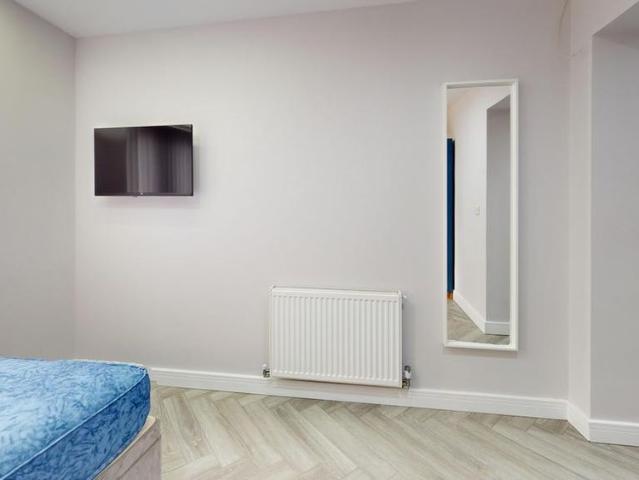 Studio for rent in Stirchley, Isle Of Man