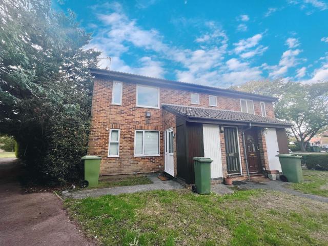 Studio for rent in Sarisbury, Fareham