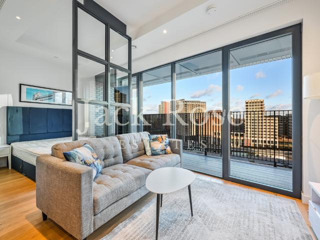 Flat for rent in London City Island, Blackwall