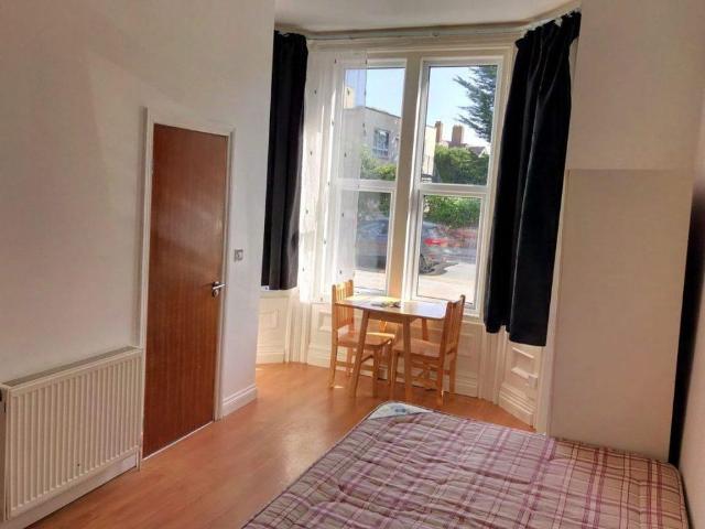 Studio for rent in Boscombe, Bournemouth