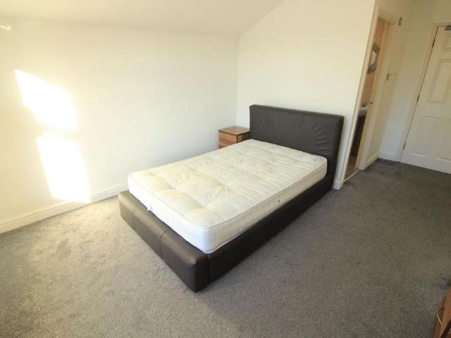 Studio for rent in Blackfriars, Salford