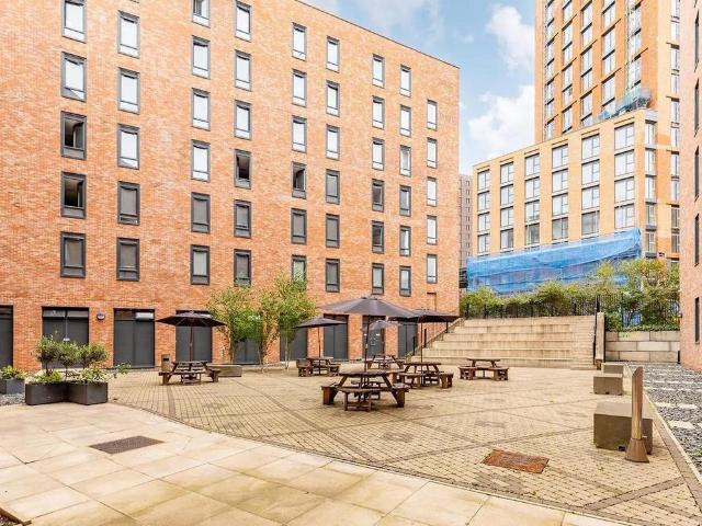 Studio for rent in Jewellery Quarter, West Midlands