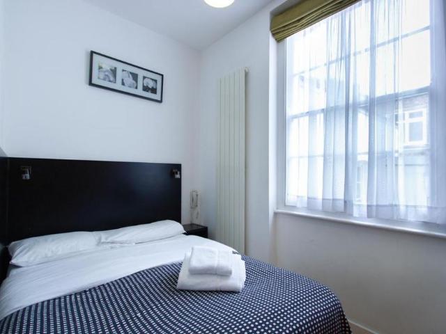 Studio for rent in Chalk Farm, Greater London