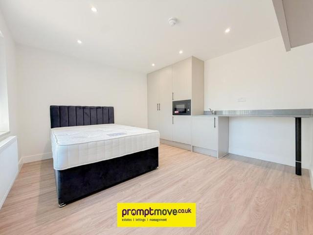 Studio for rent in Leagrave, Luton