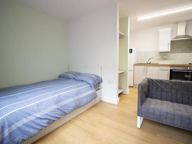 Studio for rent in Carrington, City of Nottingham