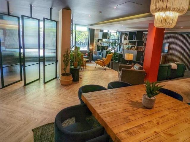 Studio for rent in Merchant City, Scotland