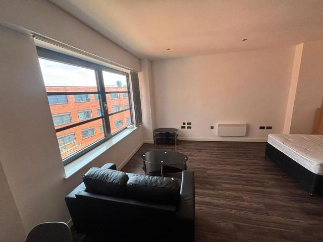 Studio for rent in Jewellery Quarter, West Midlands