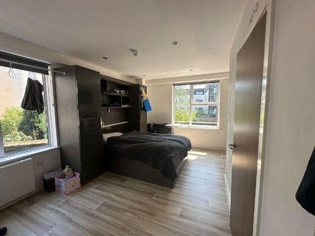 Flat for rent in The Polygon, City Of Southampton