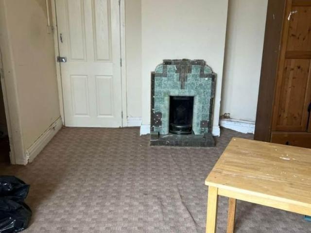 Studio for rent in West Midlands