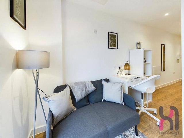 Studio for rent in Pendleton, Salford