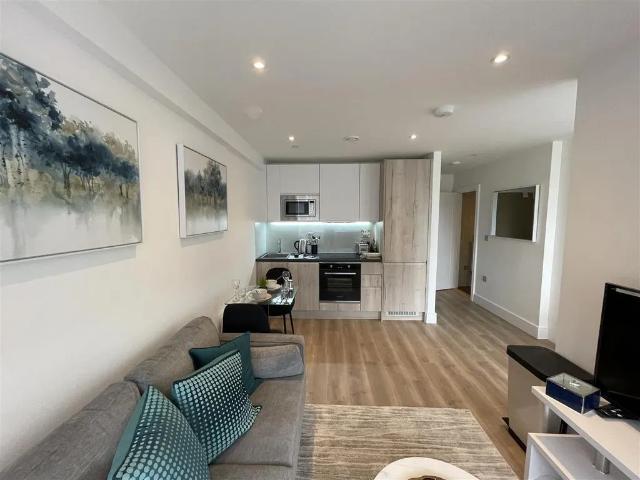 Studio for rent in Blackwell, Mid Sussex