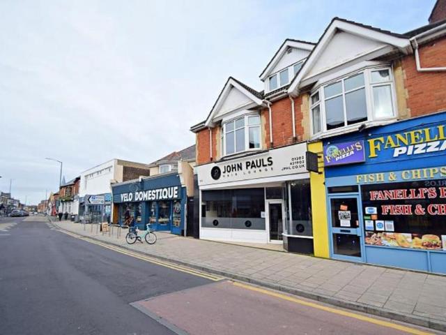 Flat for rent in Pokesdown, Bournemouth