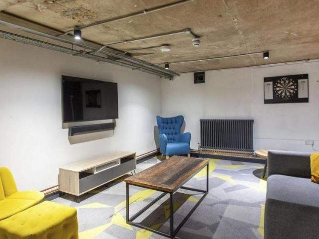 Studio for rent in Newtown, Reading