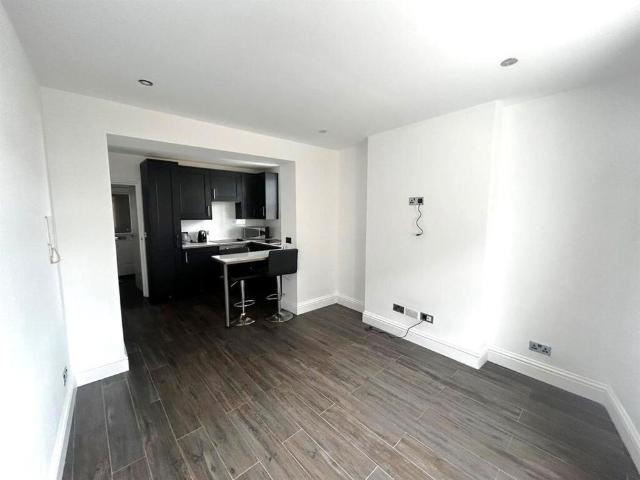 Studio for rent in Round Hill, Brighton & Hove
