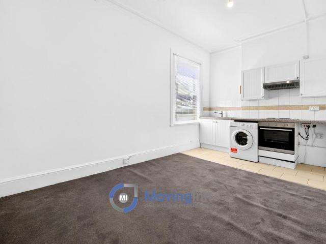 Flat for rent in London Borough of Croydon, Thornton Heath